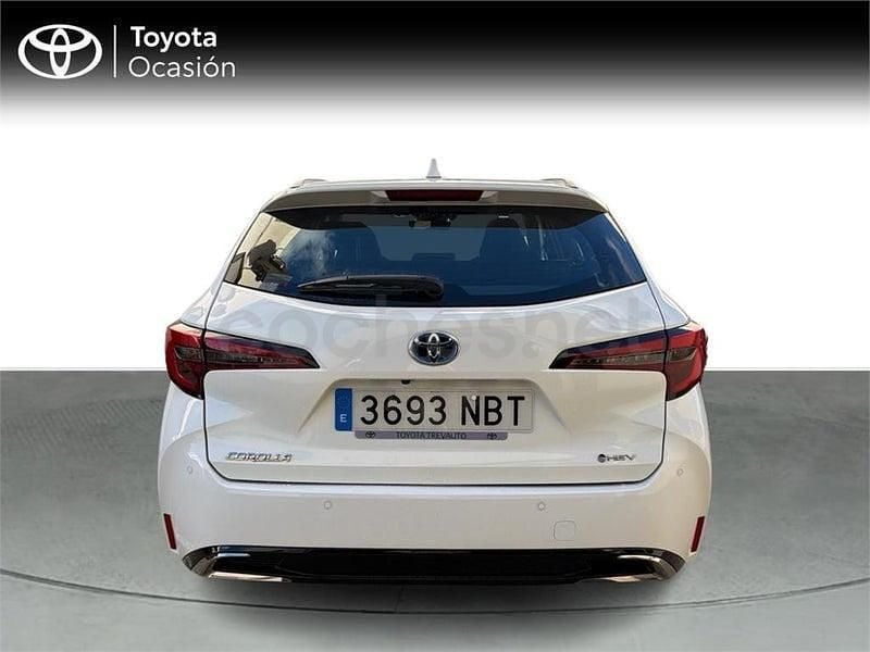 Usado Toyota Corolla Active 140 CV (102 kW) 2025 Blanco Familiar