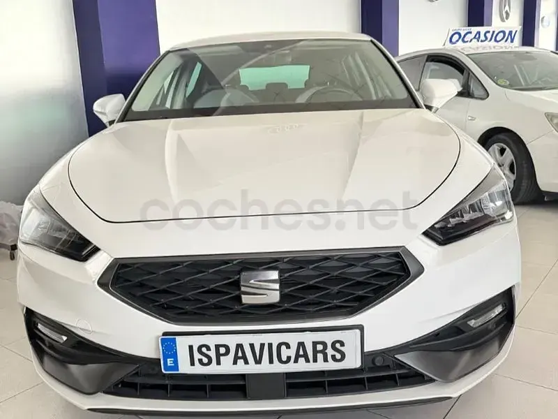 Usado Seat Leon Style 115 CV (84 kW) 2021 Blanco Berlina