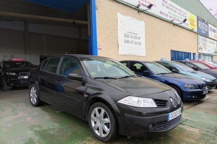 Negro Usado 2007 Renault Mégane II Berlina | 3399 € (Un poco caro) - Imagen 1/4