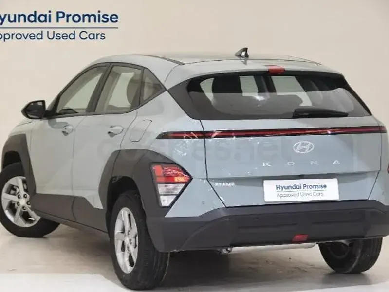 Usado Hyundai Kona 141 CV (103 kW) 2025 Verde SUV