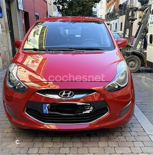 Usado Hyundai ix20 115 CV (84 kW) 2013 Rojo Utilitario