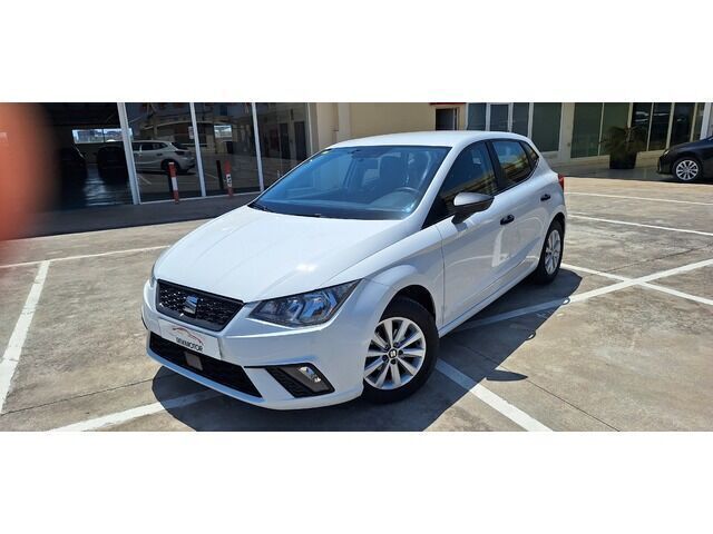 Blanco Usado 2018 Seat Ibiza Reference Utilitario | 11.900 € (Un poco caro) - Imagen 1/4