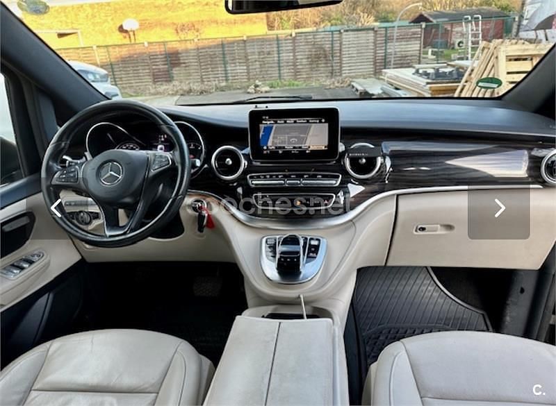 Usado Mercedes V250 Avantgarde 204 CV (150 kW) 2017 Beige Monovolumen