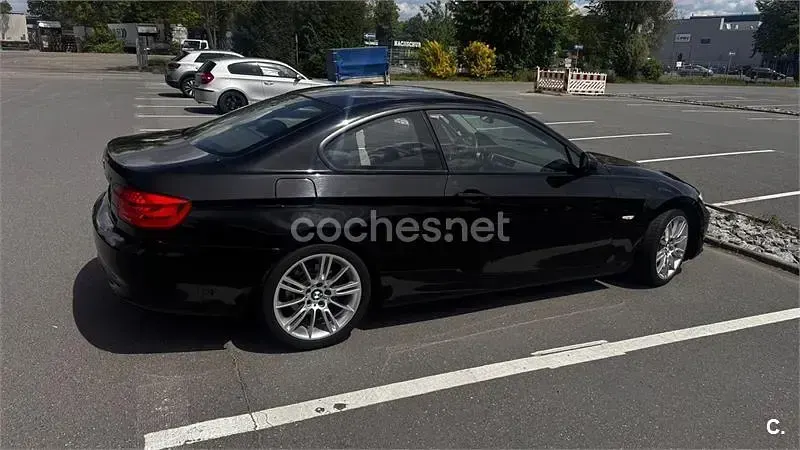 Usado BMW 318 143 CV (105 kW) 2011 Negro Coupe