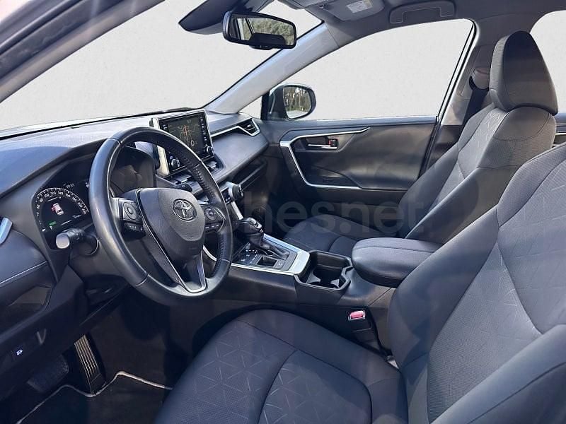 Usado Toyota RAV4 Hybrid Business Edition 218 CV (160 kW) 2021 Gris / plata SUV