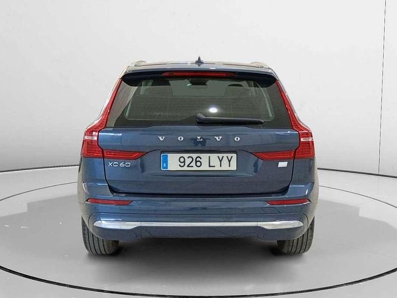 Usado Volvo XC60 Core 256 CV (188 kW) 2022 Azul SUV