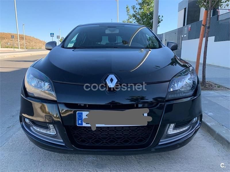 Negro Usado 2013 Renault Mégane Dynamique Berlina | 2999 € (Precio justo) - Imagen 1/4