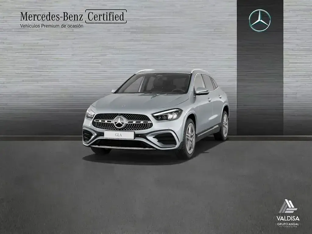 Usado Mercedes GLA200 163 CV (119 kW) 2025 SUV