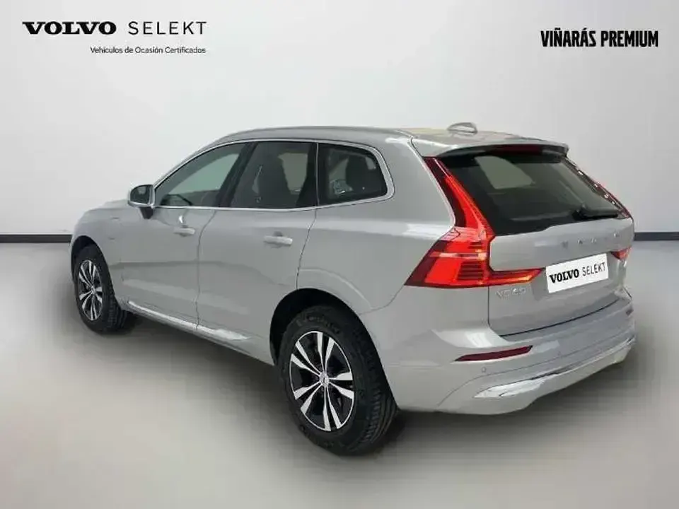 Usado Volvo XC60 Core 350 CV (257 kW) 2024 Gris SUV
