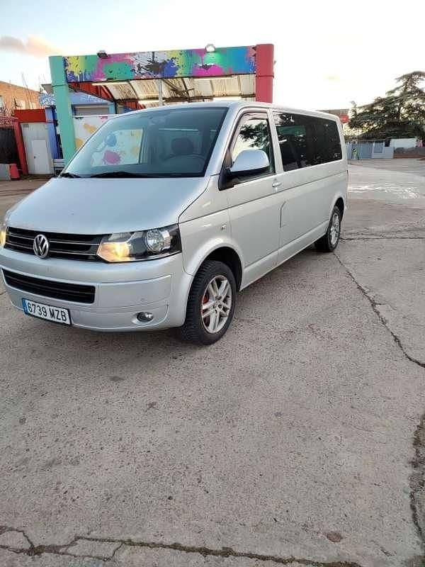 Gris Usado 2010 VW Caravelle Comfortline Monovolumen | 15.900 € (Super precio) - Imagen 1/4