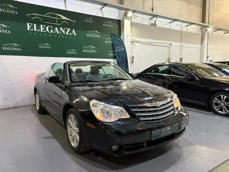 Usado Chrysler Sebring Limited 186 CV (136 kW) 2008 Negro Descapotable
