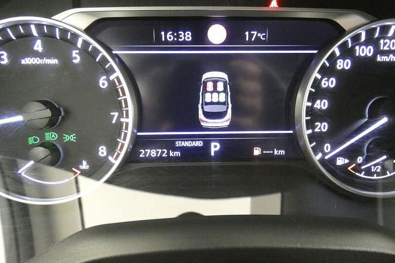 Usado Nissan Qashqai Acenta 158 CV (116 kW) 2021 Gris SUV