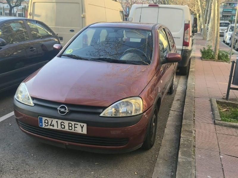 Usado Opel Corsa Club 75 CV (55 kW) 2001 Marrón Utilitario
