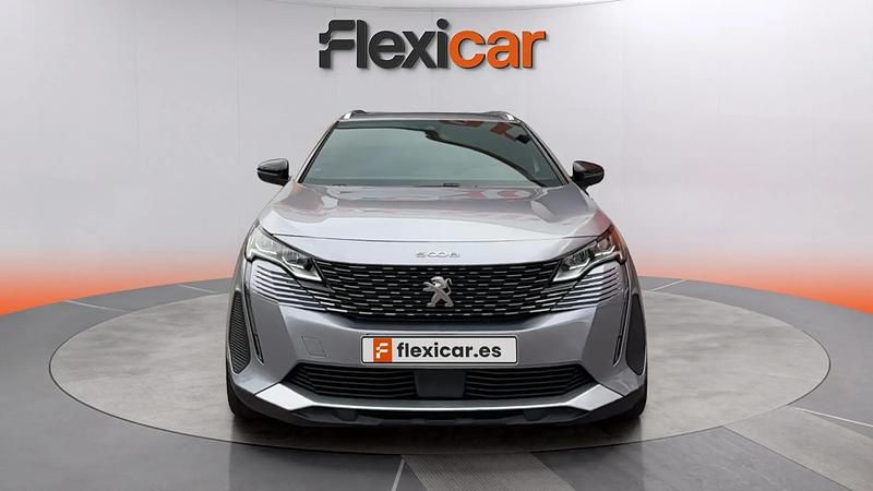 Usado Peugeot 5008 Allure 136 CV (100 kW) 2024 Gris SUV