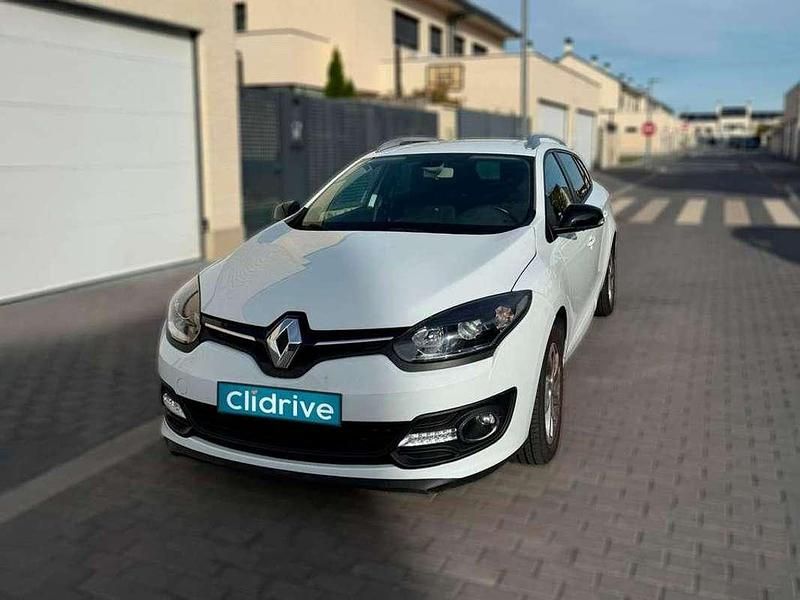 Usado Renault Mégane GrandTour LIMITED 116 CV (85 kW) 2015 Blanco Familiar