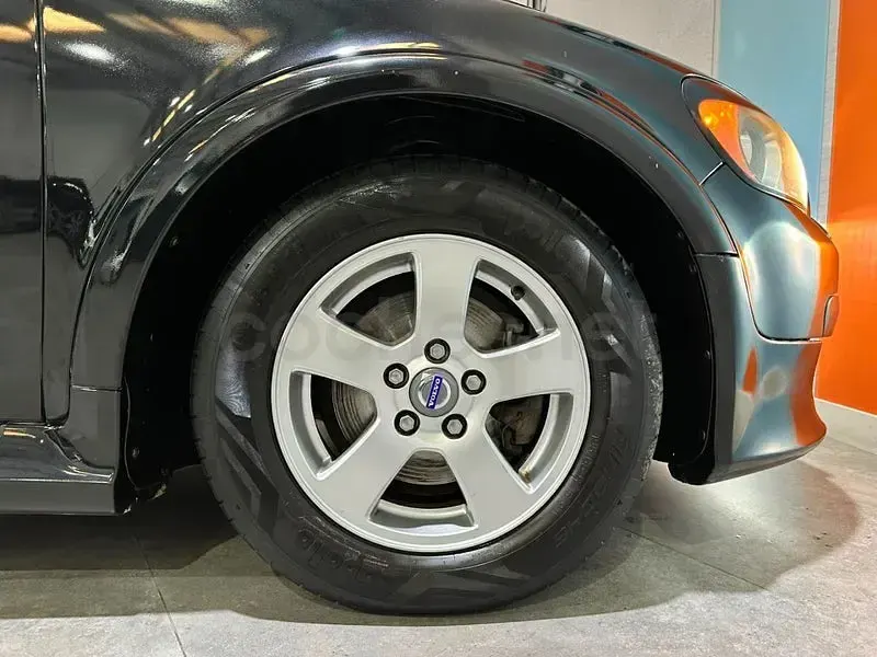 Usado Volvo C30 Summum 100 CV (73 kW) 2007 Negro Utilitario