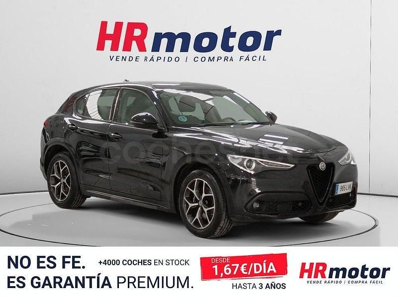 Usado Alfa Romeo Stelvio Sprint 190 CV (139 kW) 2021 Negro SUV