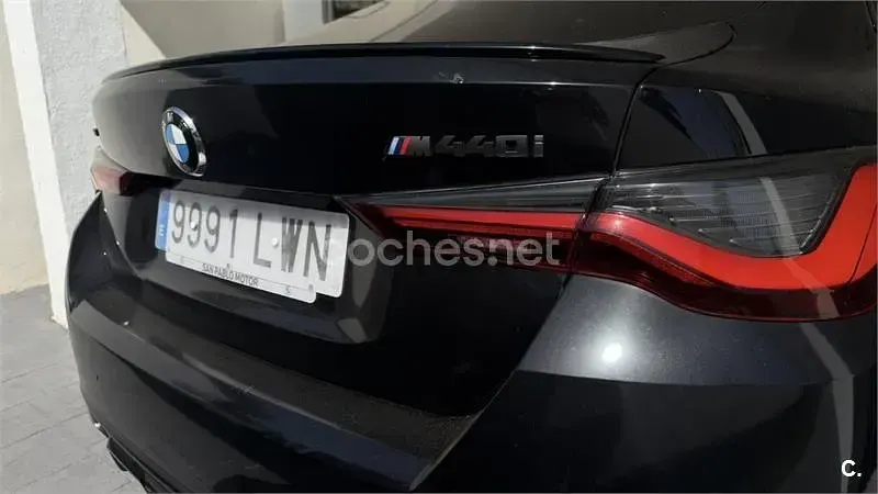 Usado BMW M440 M Sport 374 CV (275 kW) 2022 Negro Coupe