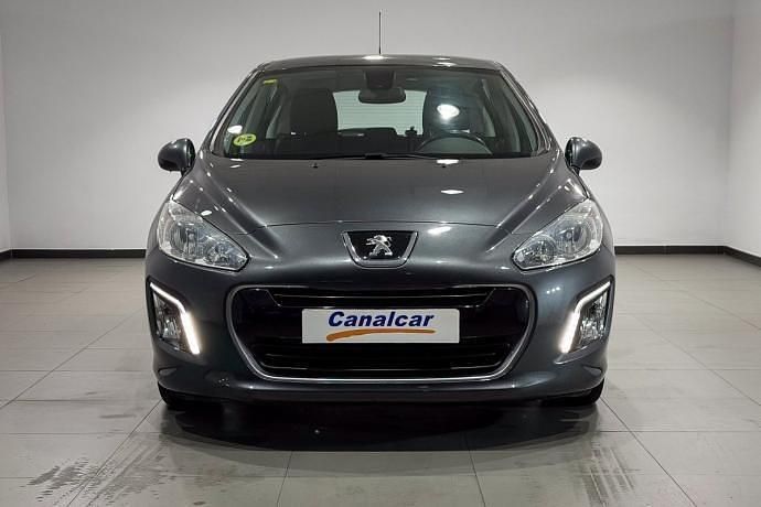 Usado Peugeot 308 Active 92 CV (67 kW) 2013 Gris Utilitario