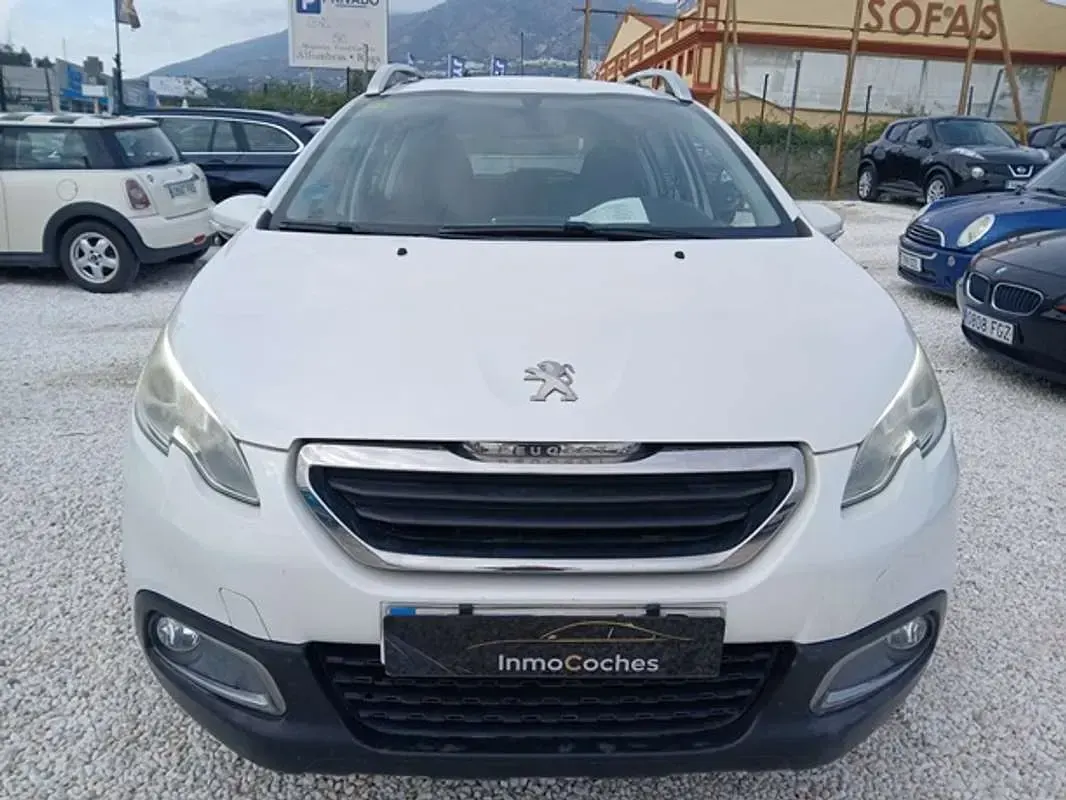Usado Peugeot 2008 Access 82 CV (60 kW) 2015 Blanco SUV
