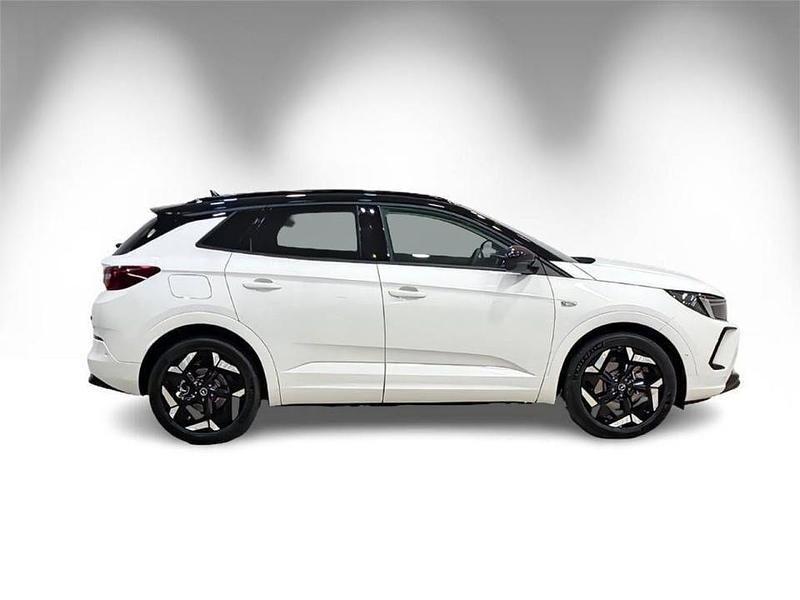 Usado Opel Grandland X GSe 300 CV (220 kW) 2024 Blanco SUV