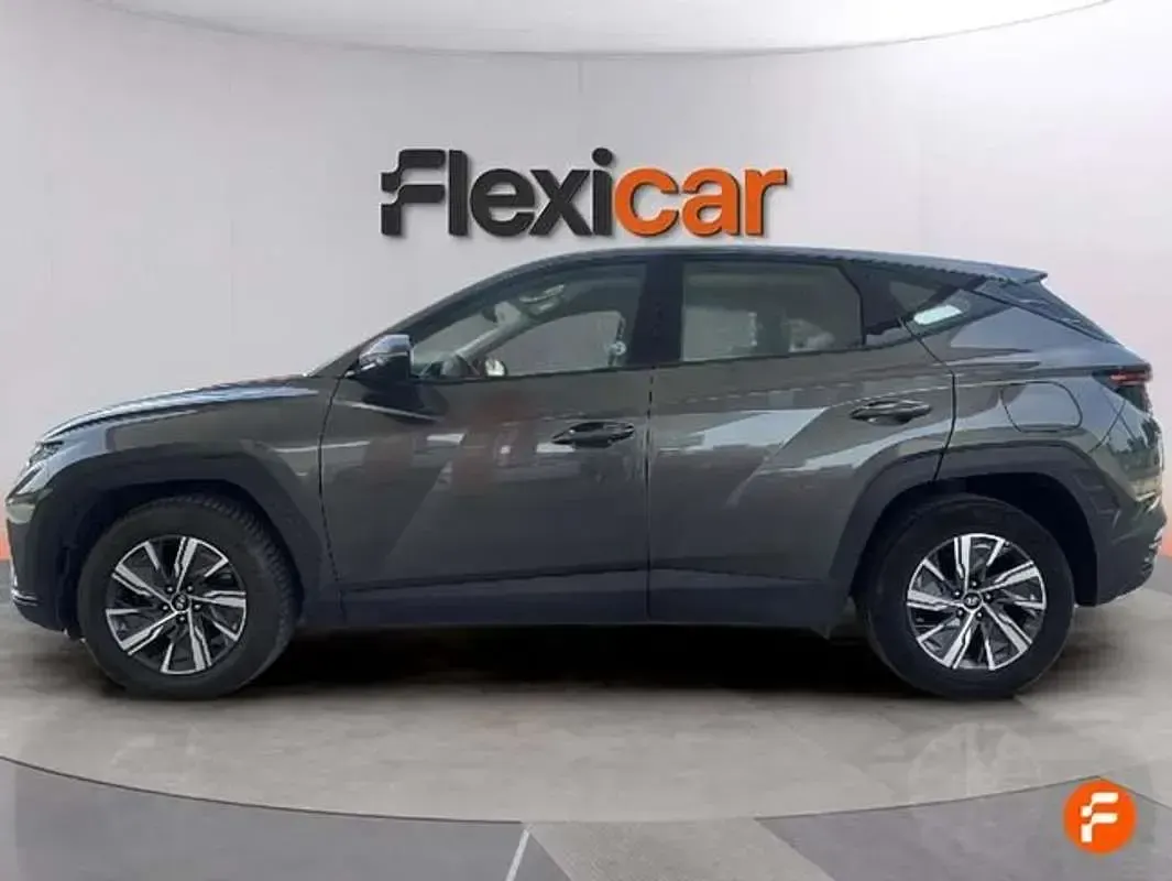 Usado Hyundai Tucson 116 CV (85 kW) 2023 Gris SUV