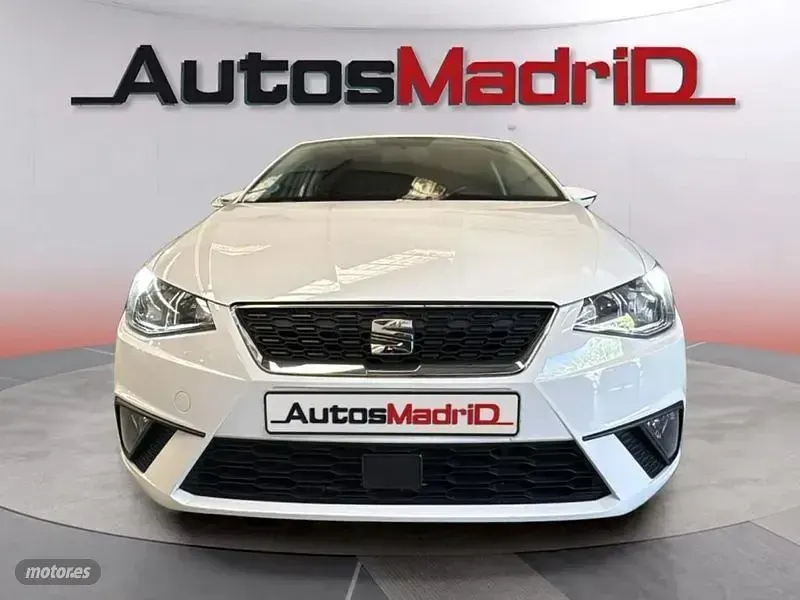 Usado Seat Ibiza Style 95 CV (69 kW) 2018 Blanco Utilitario