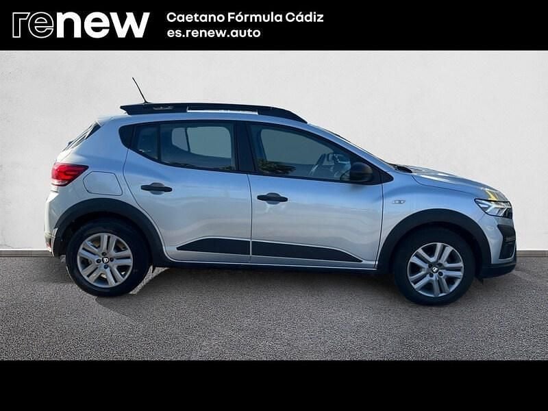 Usado Dacia Sandero Essentiel 91 CV (66 kW) 2021 Gris Berlina