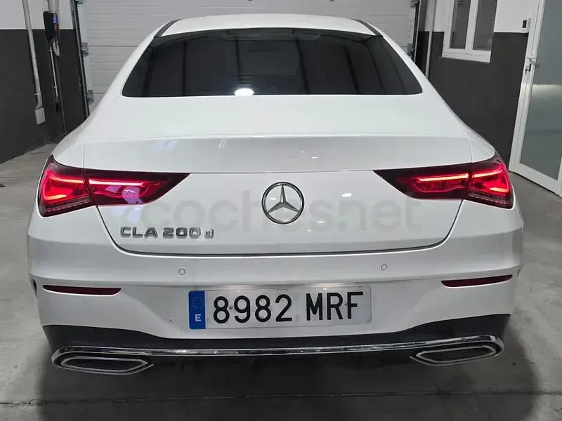 Usado Mercedes CLA200 150 CV (110 kW) 2024 Blanco Coupe