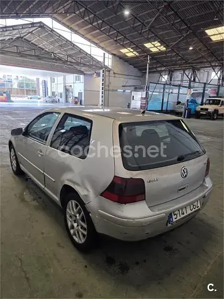 Usado VW Golf IV Advance 100 CV (73 kW) 2003 Blanco Berlina