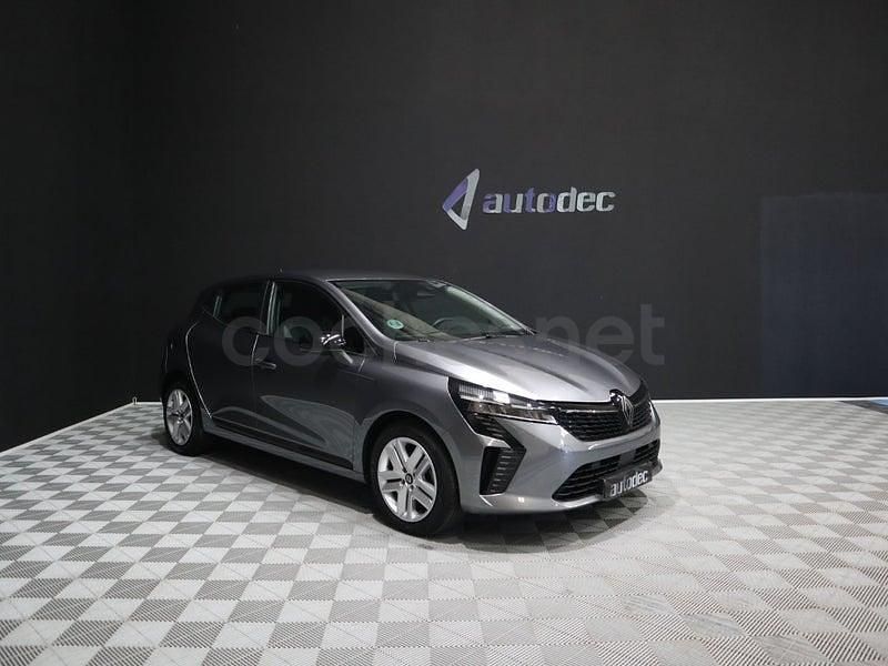 Usado Renault Clio V Evolution 90 CV (66 kW) 2024 Gris / plata Berlina