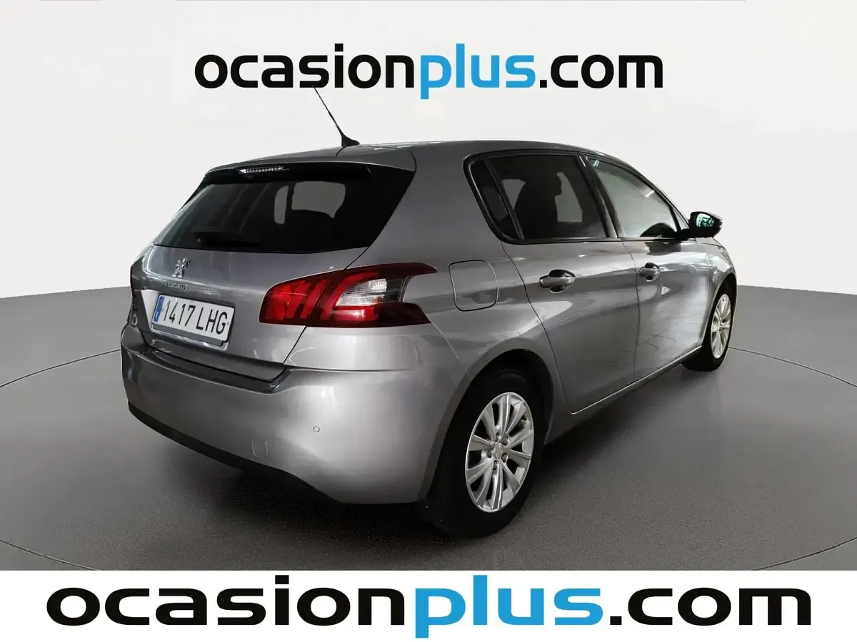Usado Peugeot 308 Style 131 CV (96 kW) 2020 Gris Utilitario