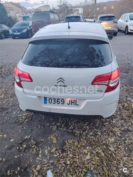Usado Citroën C4 Live 99 CV (72 kW) 2015 Blanco Berlina