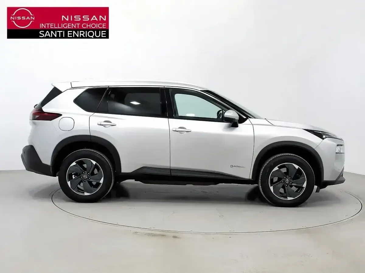 Usado Nissan X-Trail N-Connecta 213 CV (156 kW) 2025 Gris SUV