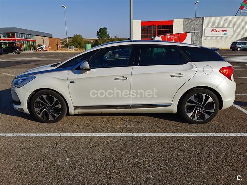 Usado Citroën DS5 200 CV (147 kW) 2012 Blanco Utilitario