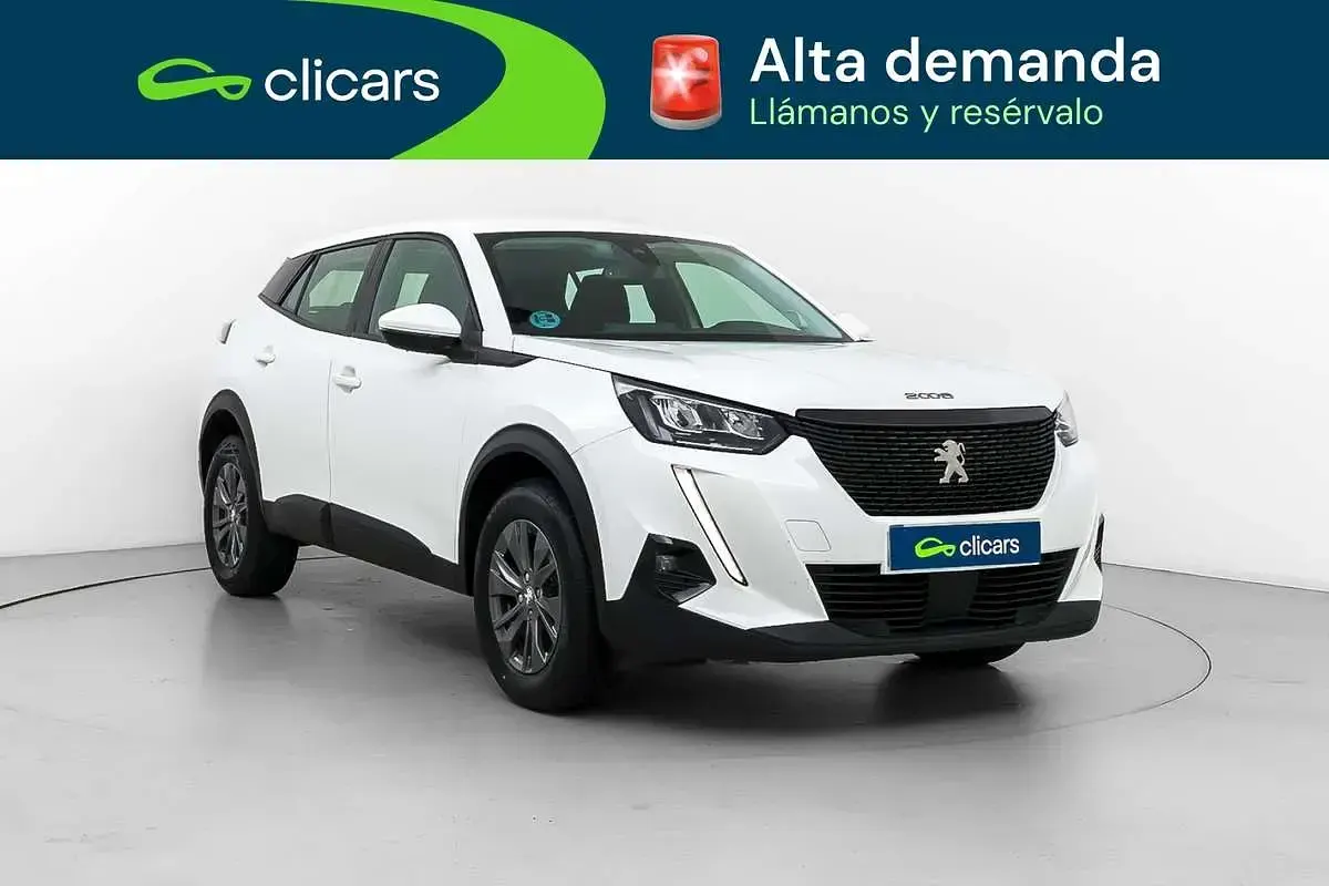 Usado Peugeot 2008 Active 101 CV (74 kW) 2021 Blanco SUV