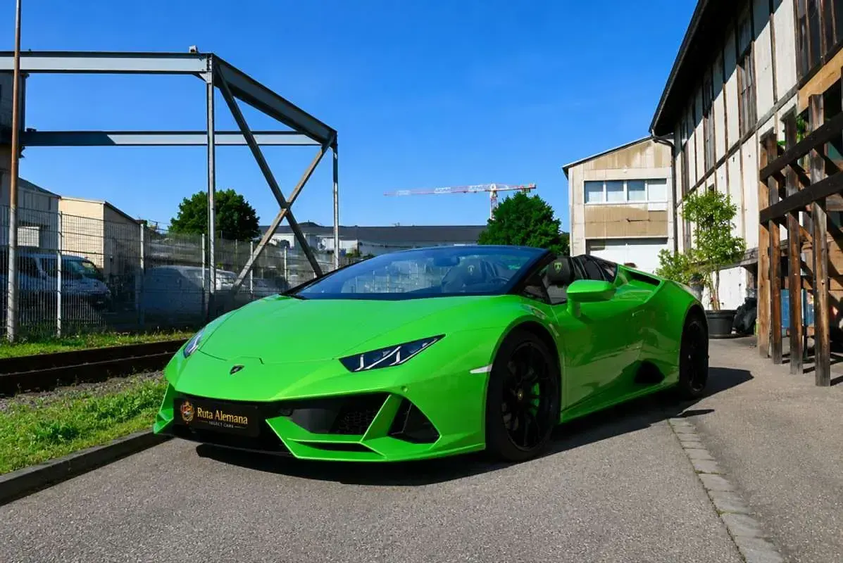 Usado Lamborghini Huracán 639 CV (469 kW) 2020 Verde Descapotable