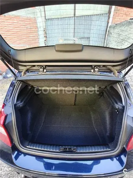 Usado BMW 118 129 CV (94 kW) 2005 Azul Utilitario