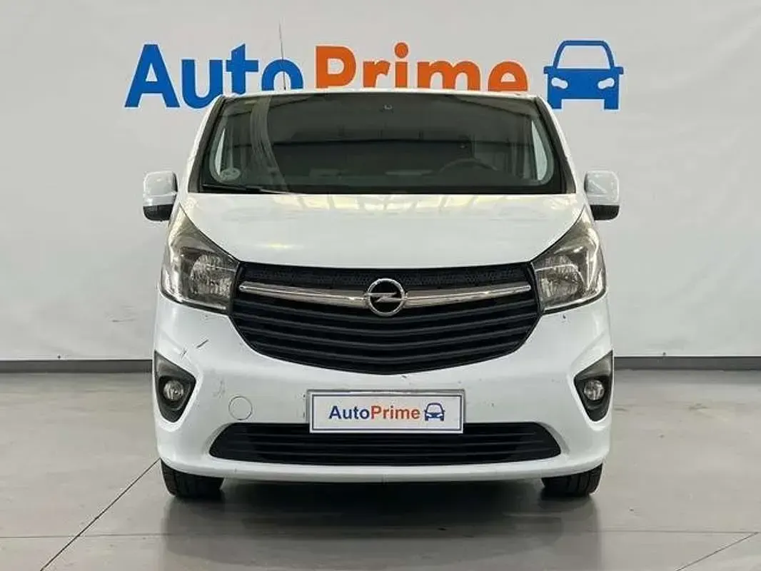 Usado Opel Vivaro Expression 120 CV (88 kW) 2017 Blanco Monovolumen