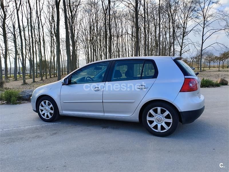 Usado VW Golf IV Sportline 140 CV (102 kW) 2006 Gris / plata Berlina