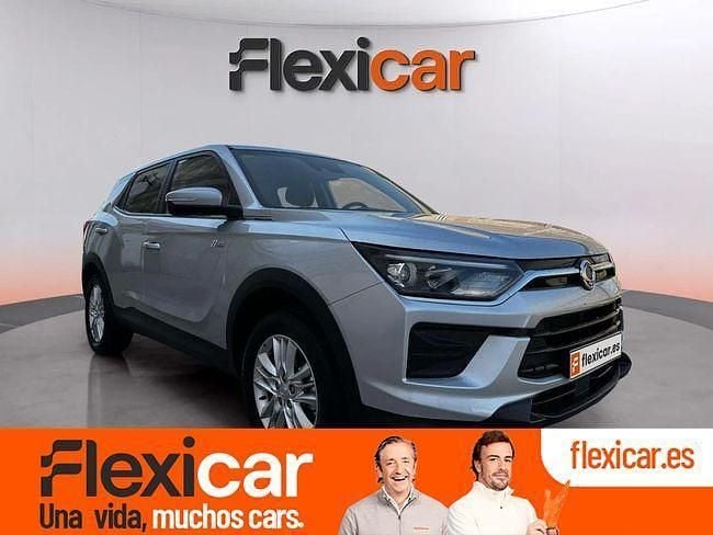 Usado Ssangyong (KGM) Korando Limited 163 CV (119 kW) 2020 Gris / plata SUV
