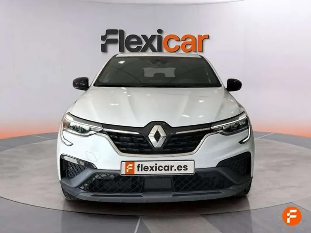 Usado Renault Arkana Zen 140 CV (102 kW) 2022 Blanco SUV