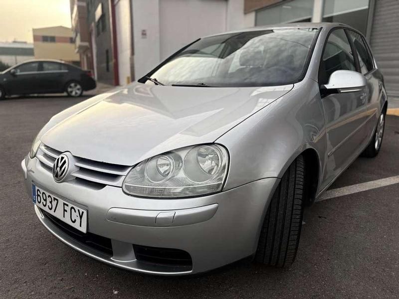 Usado VW Golf V GT 140 CV (102 kW) 2007 Gris Utilitario