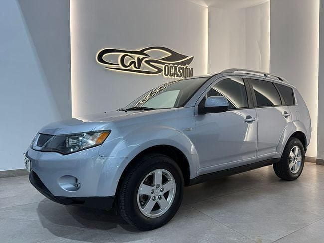 Usado Mitsubishi Outlander Intense 140 CV (102 kW) 2007 Gris SUV