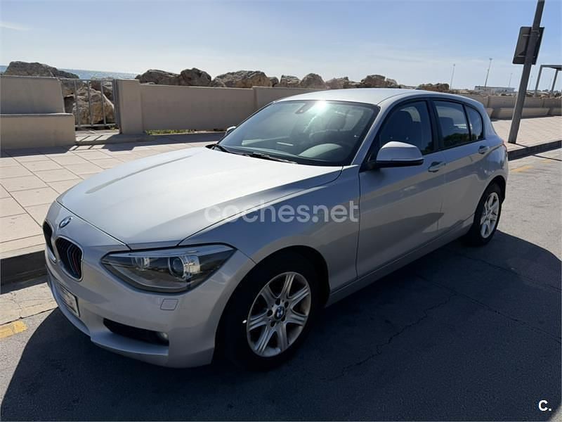 Usado BMW 114 Comfort Edition 95 CV (69 kW) 2013 Gris / plata Utilitario