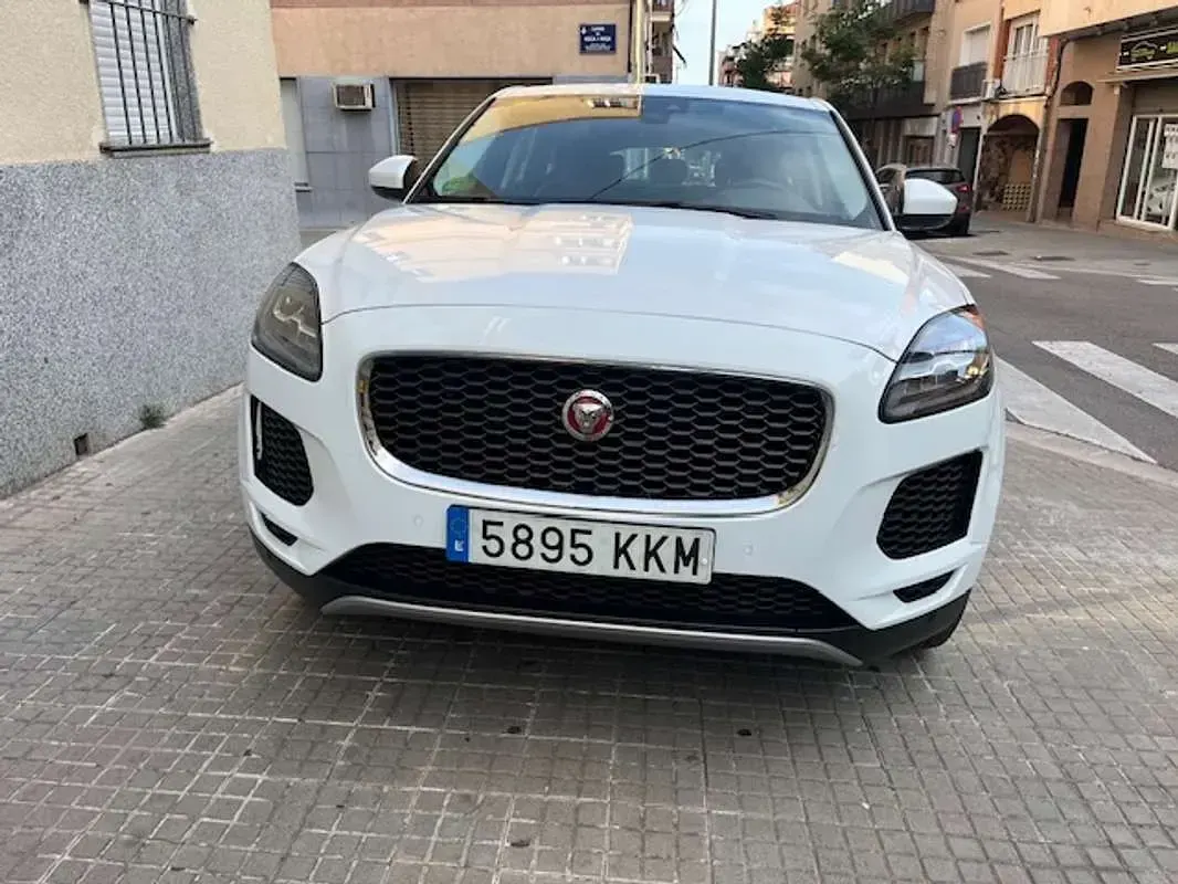 Usado Jaguar E-Pace S 150 CV (110 kW) 2018 Blanco SUV