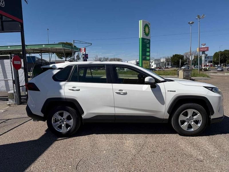 Usado Toyota RAV4 Hybrid Business Edition 222 CV (163 kW) 2022 Blanco SUV