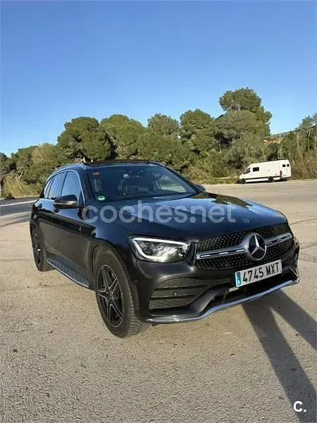 Käytetty Mercedes GLC300 245 HP (180 kW) 2020 Musta Katumaasturi