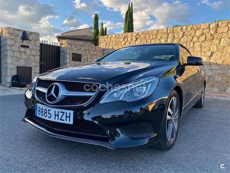 Usado Mercedes E200 184 CV (135 kW) 2013 Negro Descapotable