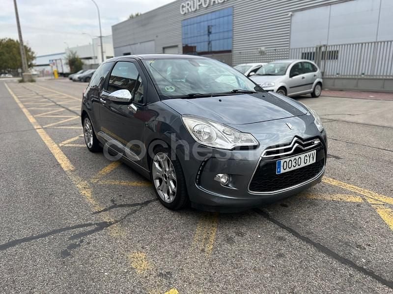 Gris / plata Usado 2010 Citroën DS3 Berlina | 4490 € (Precio justo) - Imagen 1/4